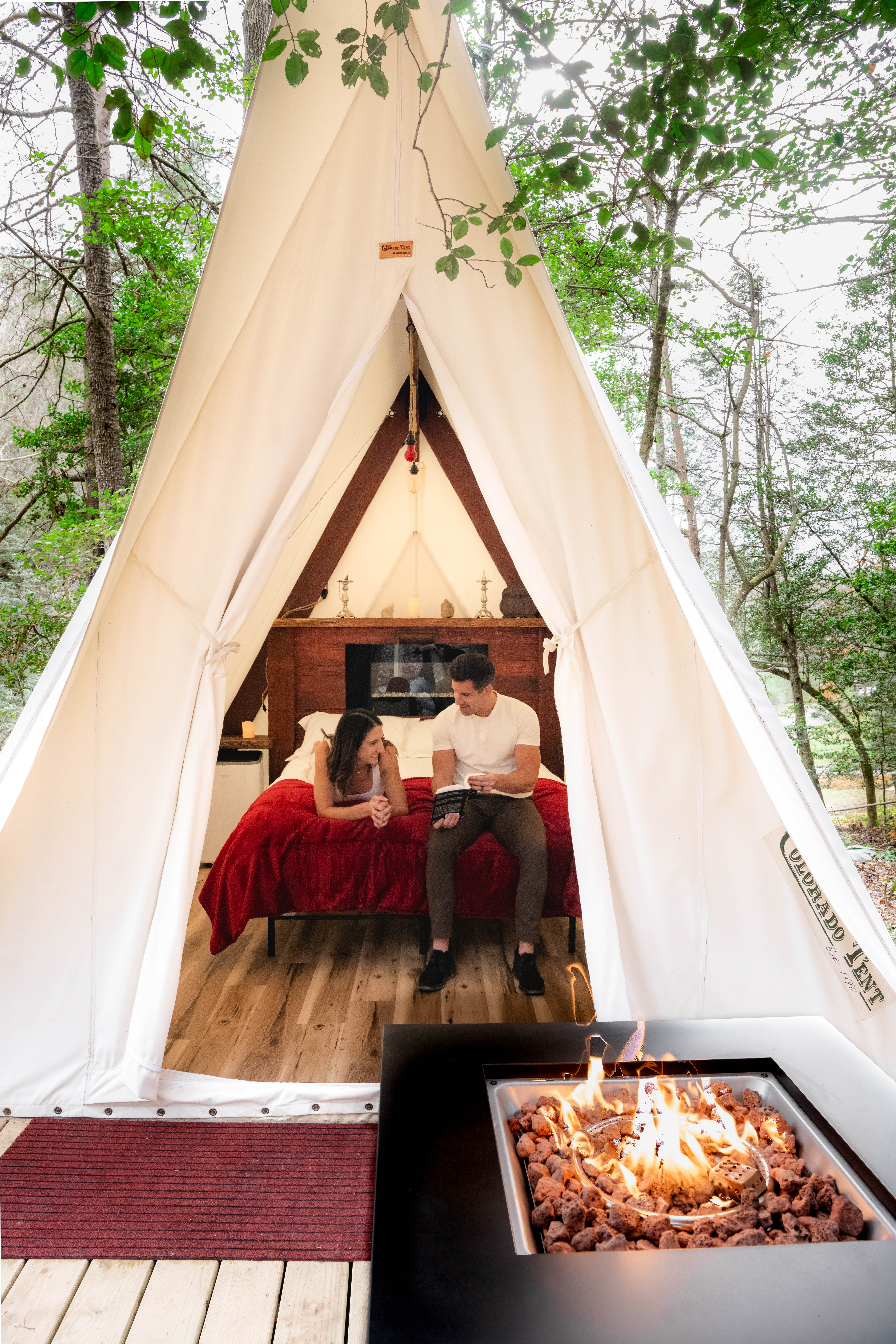 Glamping tent with fire pit at Wunderland Resort